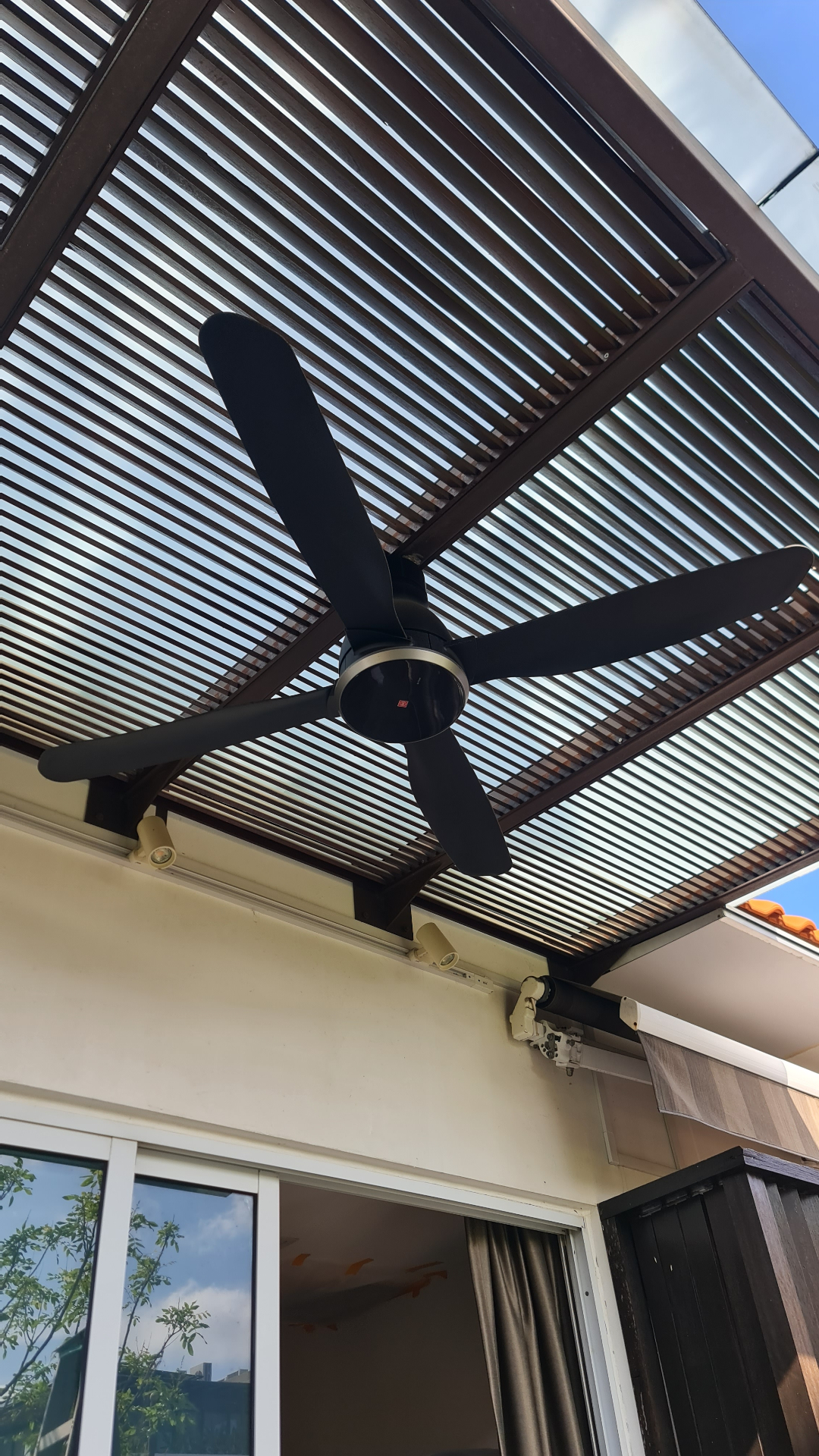 Outdoor Pergola & Ceiling Fan