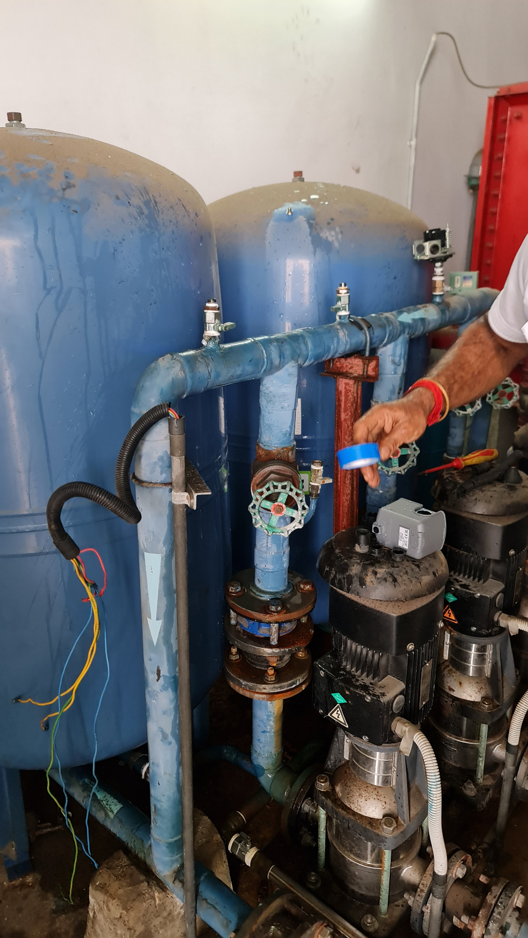 Water Tank & Pump System